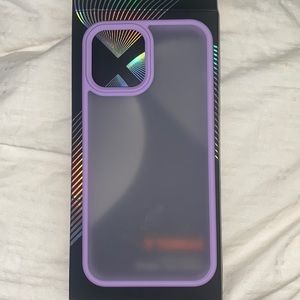 iPhone 12 Pro Max Torras phone case clear with purple rim